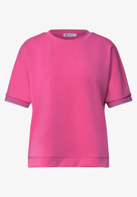 Leuchtend pinkes Kurzarm-Sweatshirt mit Rundhalsausschnitt.