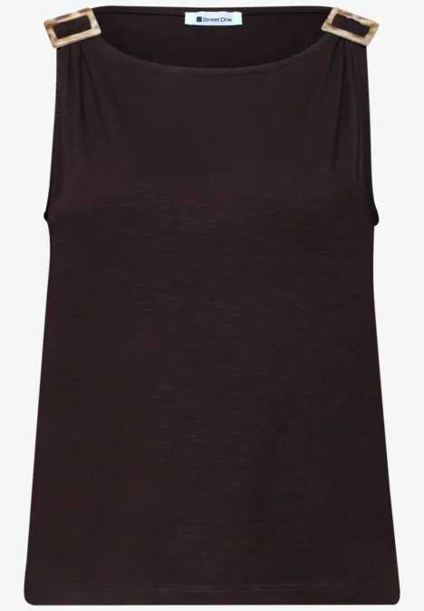 Ärmelloses dunkelbraunes Top mit goldenen Schulterbeschlägen und eckigen Schnallen.