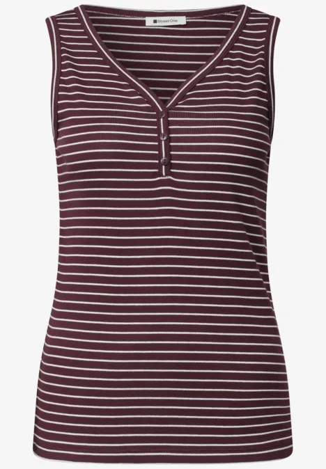 Top mit V-Neck und Streifen rustic rouge Ärmelloses Damen-Top mit V-Ausschnitt und burgund-weiß gestreiftem Muster.