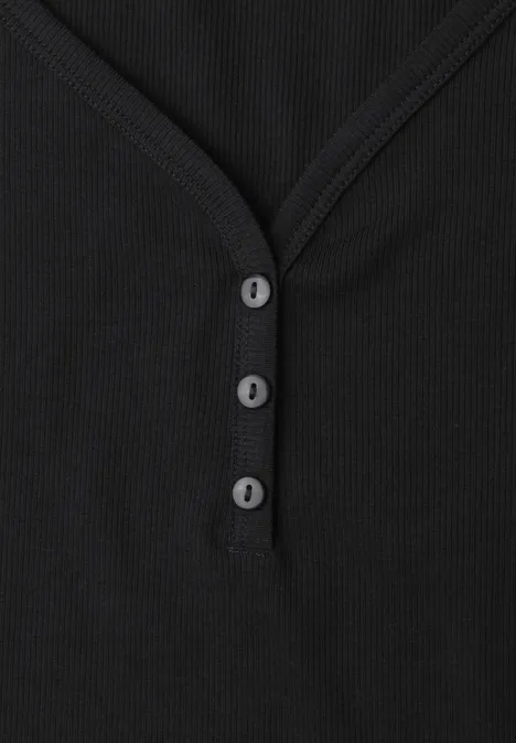 Schwarzes, geripptes Langarmshirt mit V-Ausschnitt und drei Knöpfen