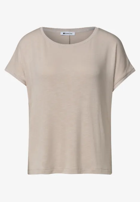 Schlichtes, kurzärmeliges Damen-T-Shirt in Beige mit Rundhalsausschnitt.