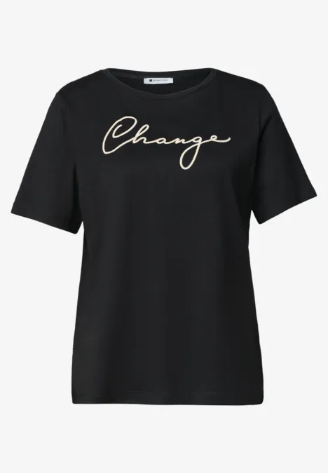 Shirt met ronde hals en Wording Artwork Black Zwart T-shirt met witte tekst Change in kalligrafische stijl.