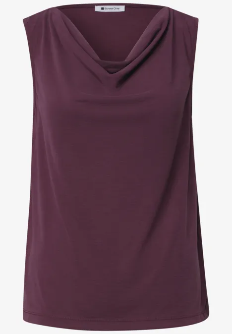 Silk-Look Top mit Wasserfall-Ausschnitt rustic rouge Ärmelloses Damenshirt in dunklem Lila mit locker fallendem Wasserfallausschnitt.