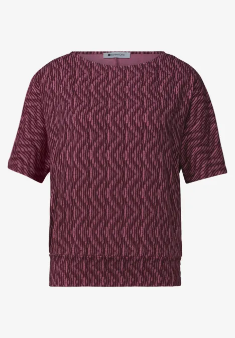 Shirt met boothals en elastische zoom blush berry Korte bordeauxrode gebreide top met zigzagpatroon en brede ronde hals.
