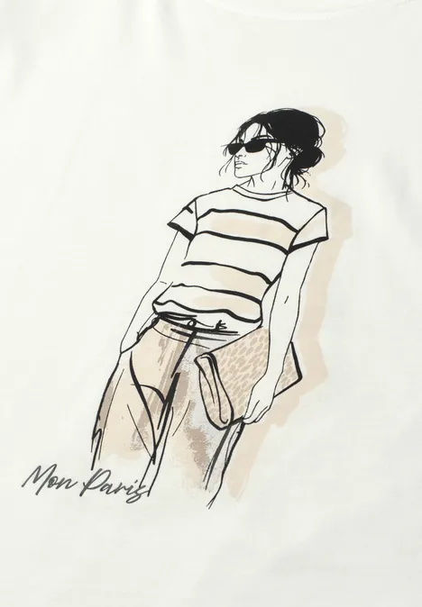 Minimalistische lijntekening van een vrouw met zonnebril, gestreept T-shirt en nonchalante broek.