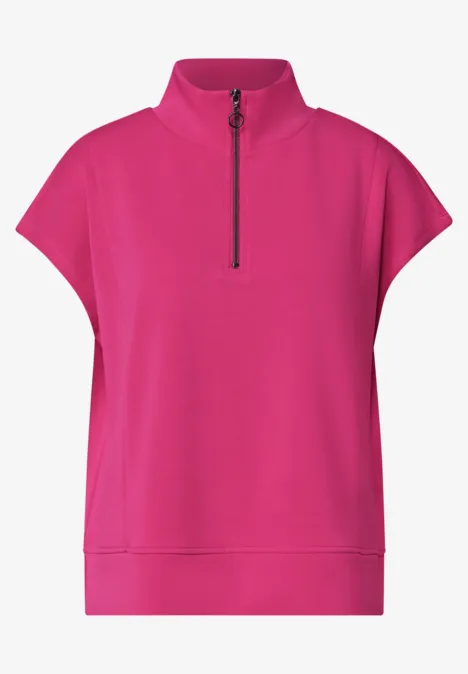 Ärmelloses Shirt im Silk-Look mit Zipper magenta dream Fuchsiafarbenes kurzärmeliges Oberteil mit Stehkragen und halbem Reißverschluss.