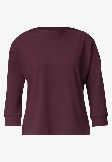 3/4-Arm Shirt mit Rippstrukturdetails rustic rouge Ein schlichtes, weinrotes Damenoberteil mit 3/4-Ärmeln und weitem Ausschnitt.