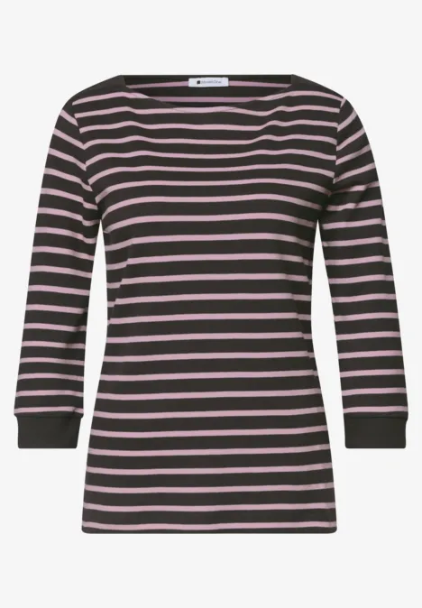 Schwarz-rosa gestreiftes Shirt mit 3/4-Ärmeln.