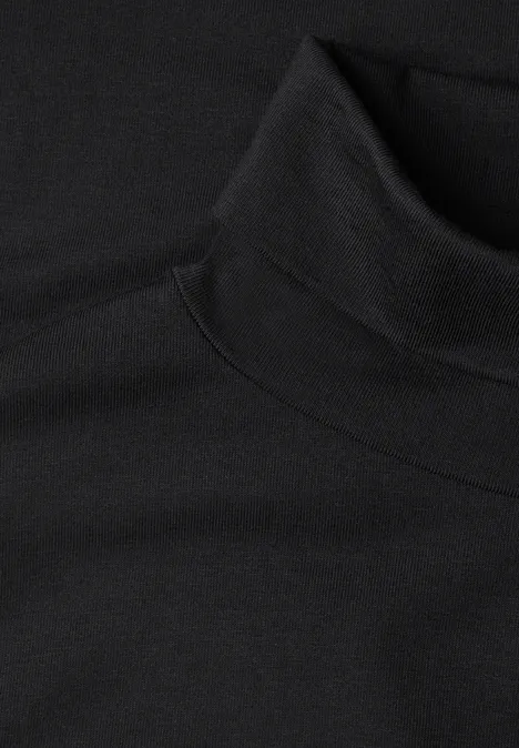 Langarm Shirt in Unifarbe mit Rollkragen Black Schwarzer Rollkragenpullover aus weichem Stoff, Nahaufnahme.