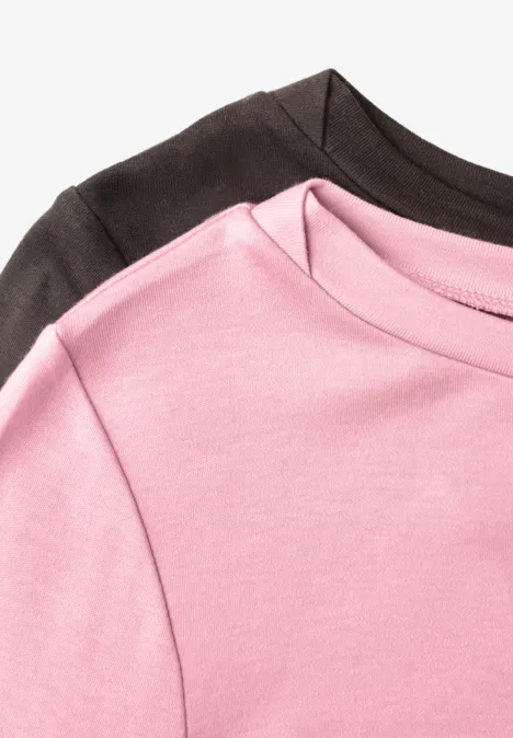Langarm Shirts mit Boat Neck im 2er-Pack black coffee/vintage blush Zwei T-Shirts aus weichem Baumwollstoff, eines rosa, eines schwarz, leicht übereinander gelegt.