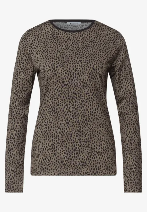 Langärmliges, tailliert geschnittenes Pullover mit Leopardenmuster und Rundhalsausschnitt.