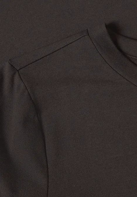 T-shirt à manches longues, col rond et bordure en dentelle black coffee Schwarzes T-Shirt mit Rundhalsausschnitt und Schulternaht