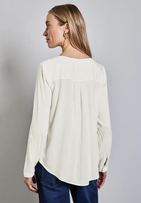 Basic Bluse in Unifarbe off white