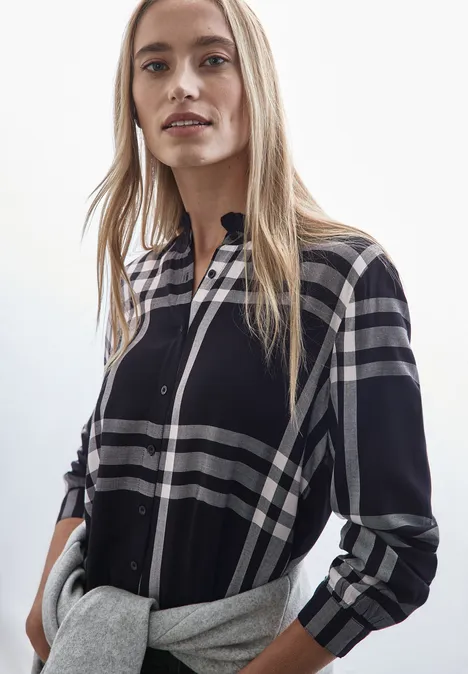 Karierte Bluse mit Rüschen Black