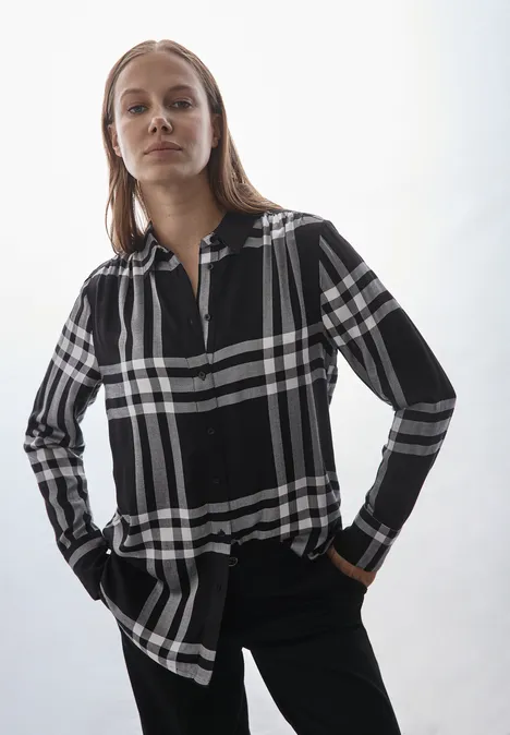 Karierte Longblouse Black