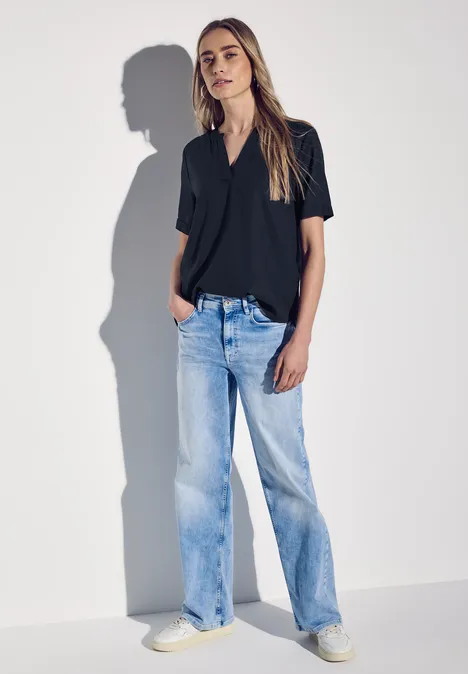 Bluse in Unifarbe deep blue