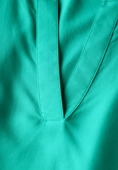 Bluse in Unifarbe atlantis green