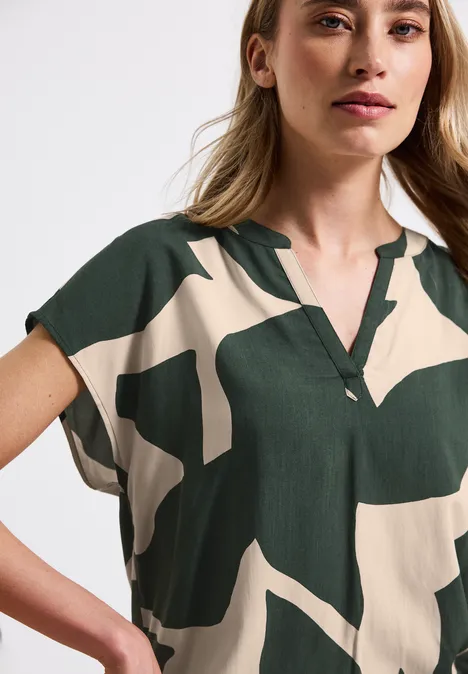 Gemustertes Blusenshirt mid green