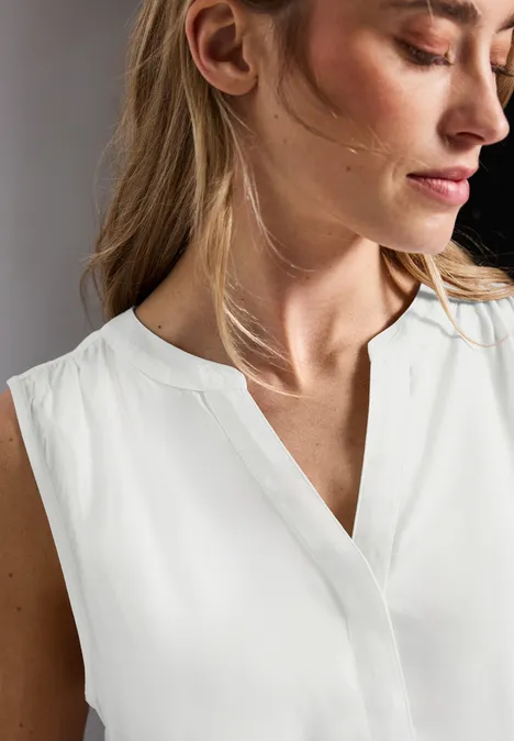 Split Neck Blusentop off white