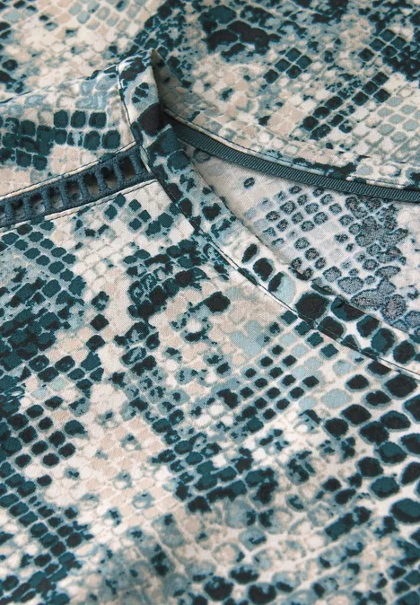 Snake Print Bluse mit Tape arona blue