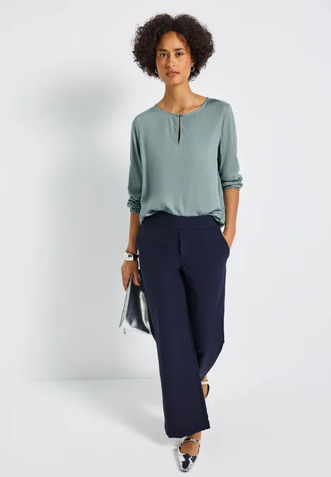 Rundhalsbluse mit Cut-Out arona blue