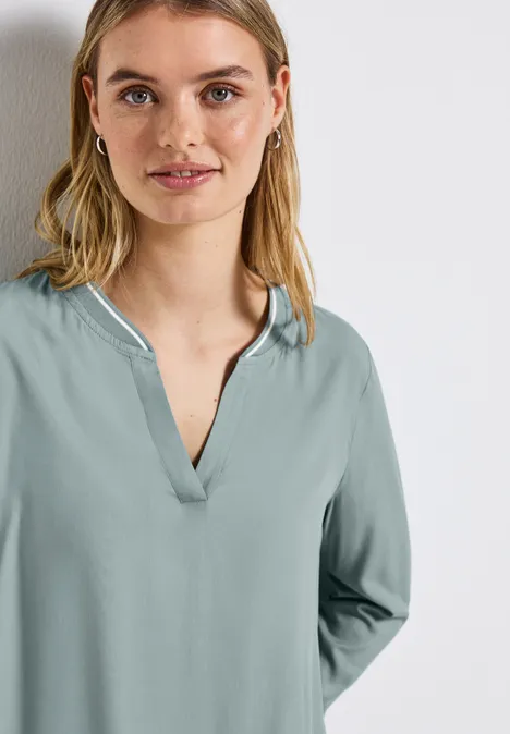 Split Neck Bluse mit Tape arona blue
