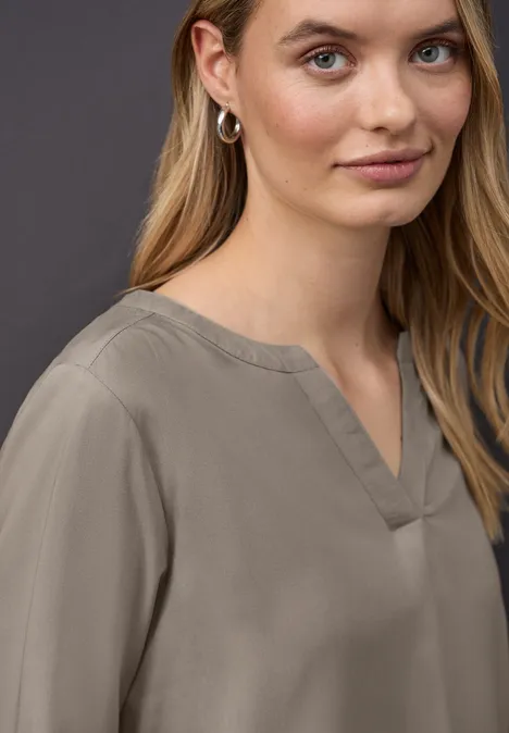 Tunika in Unifarbe muted mocha Tunika in Unifarbe muted mocha