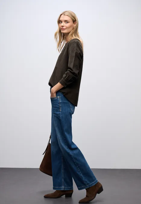 Corduroy blouse in effen kleur darkest brown