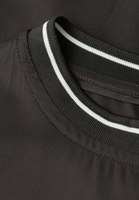 Bluse mit Tape Details darkest brown