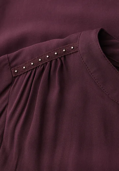 Tunika mit Nieten jazz berry