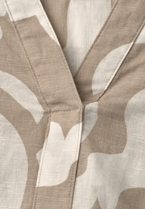 Blouse à col fendu en lin mélangé timeless beige Blouse à col fendu en lin mélangé timeless beige