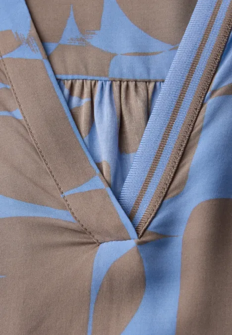 Bluse mit Tapedetails bonnet blue