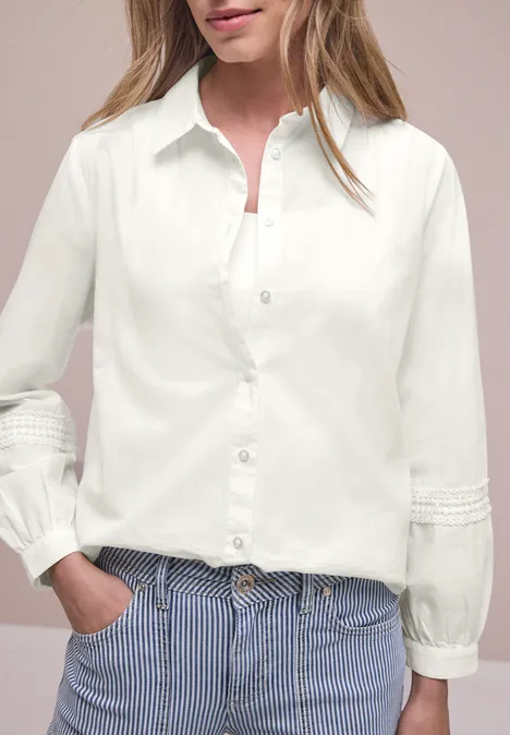 Langarm Bluse mit Crochetdetails off white