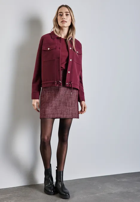 Gemusterter Bouclé-Rock mulberry red