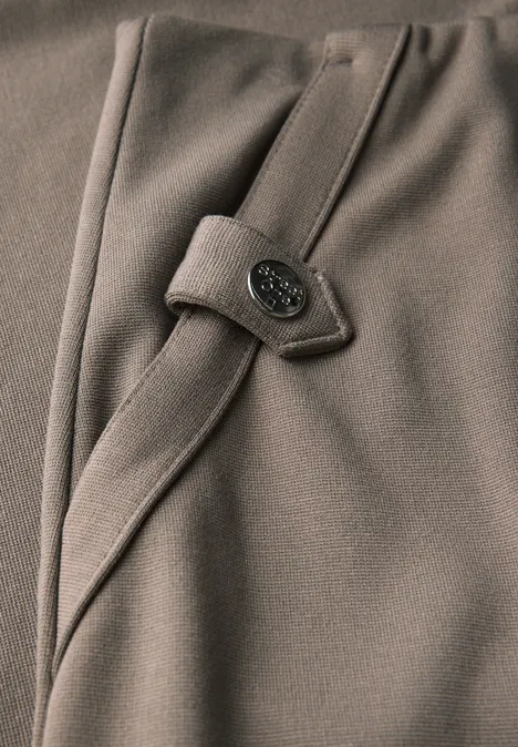 Rock in Unifarbe dark tumbled beige