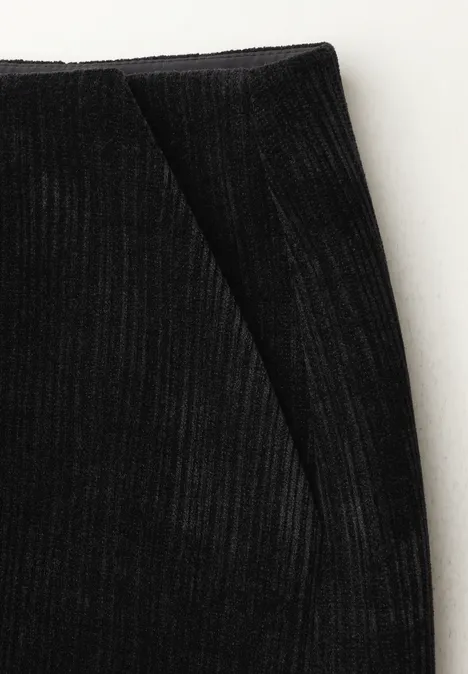 Chenille Rock Black Chenille Rock Black