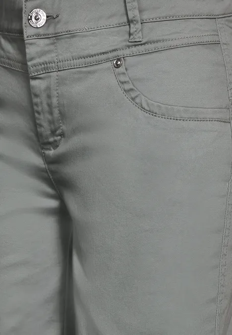 Bermuda Shorts light mud green