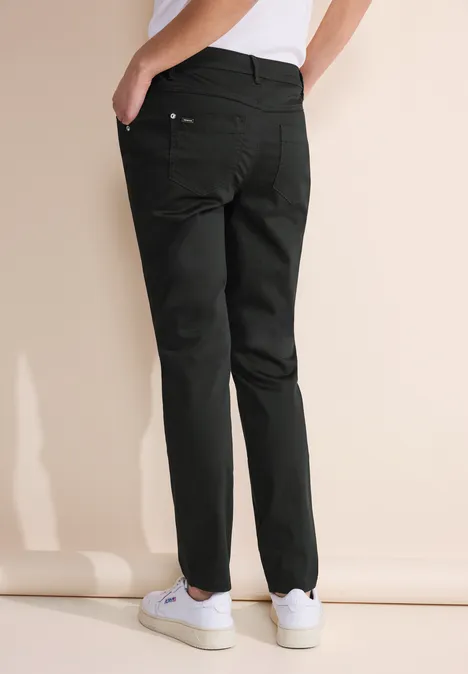 Casual Fit Hose Black