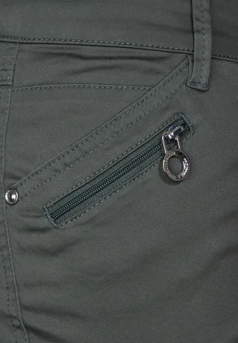 Casual Fit Hose marshy green