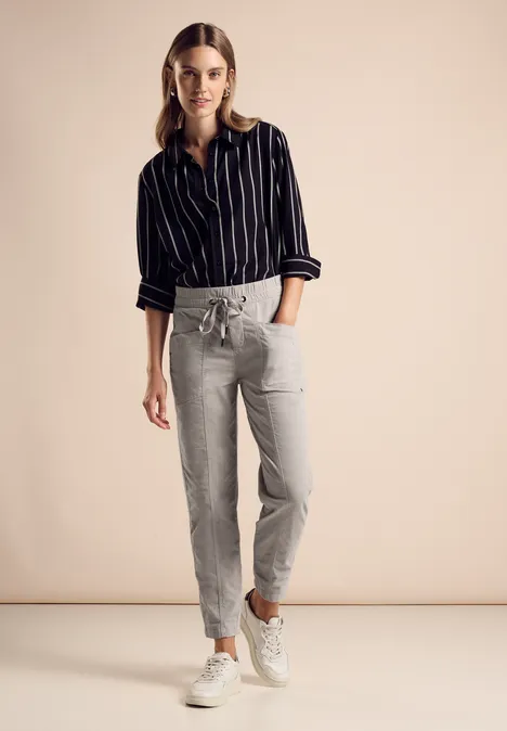 Hose im Casual Fit stone beige