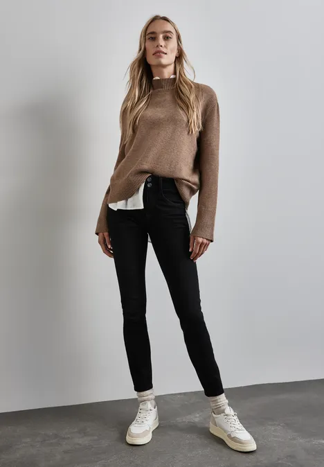 Jeans im Slim Fit black slightly washed