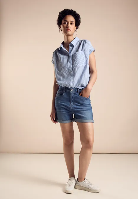 Jeans Shorts light blue soft wash