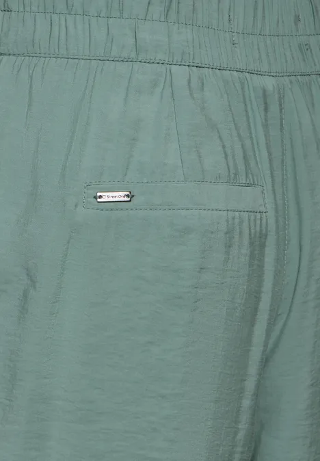 Hose im Loose Fit seafoam green