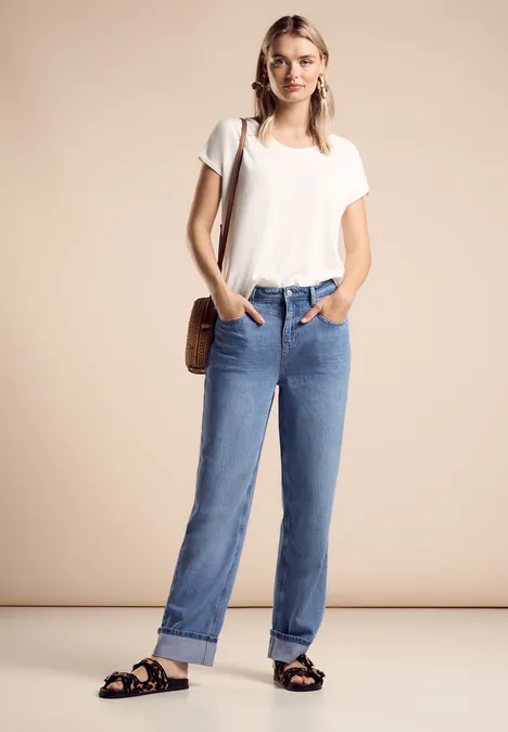 Straight Leg Jeans Light Blue Washed