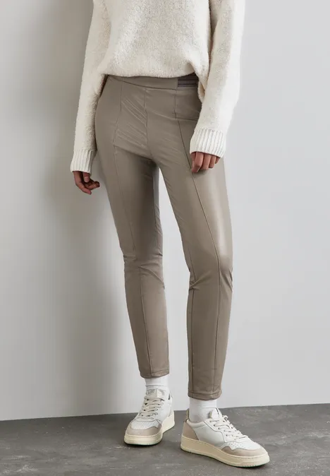 Beschichtete Hose driftwood beige