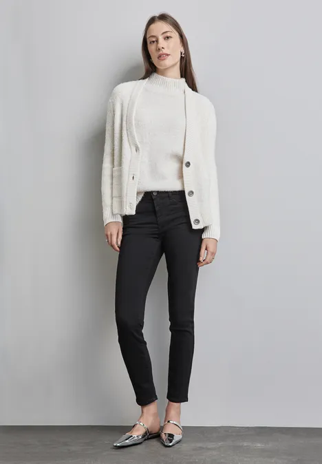 Jeans im Slim Fit black clean