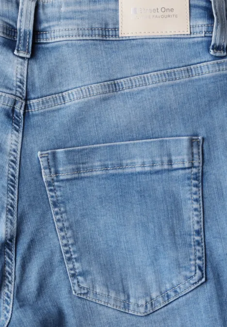 Jeans im Loose Fit Light blue washed