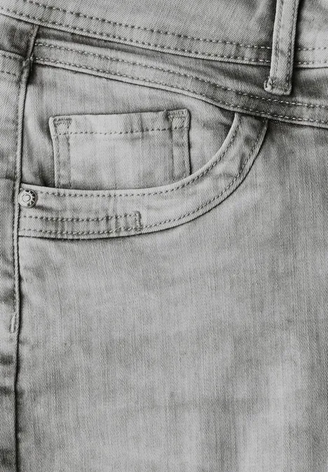 Bermuda Jeans Light Grey Random Washed