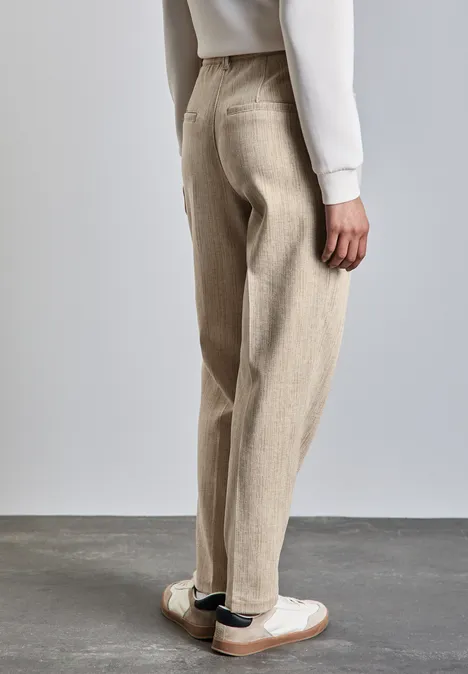 Chino mit Knopfdetail honey sand mel.