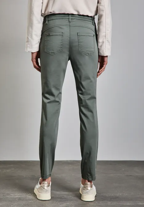 Hose im Casual Fit muse green